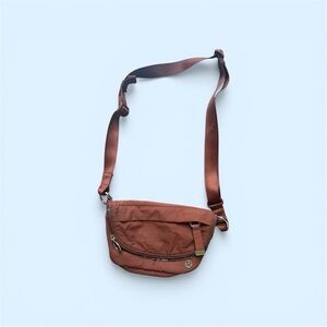 lululemon athletica Small Crossbody Bag in Rust